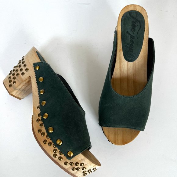 FREE PEOPLE Green Colbie Wooden Clogs 37 Studded Platform Suede - Picture 2 of 11